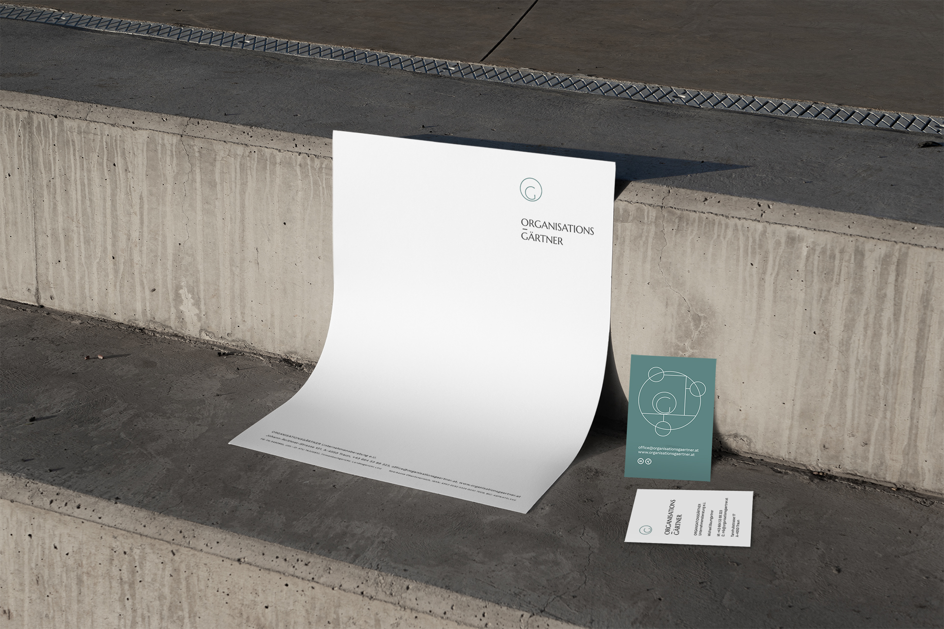 briefpapier_visitenkarten_mockup